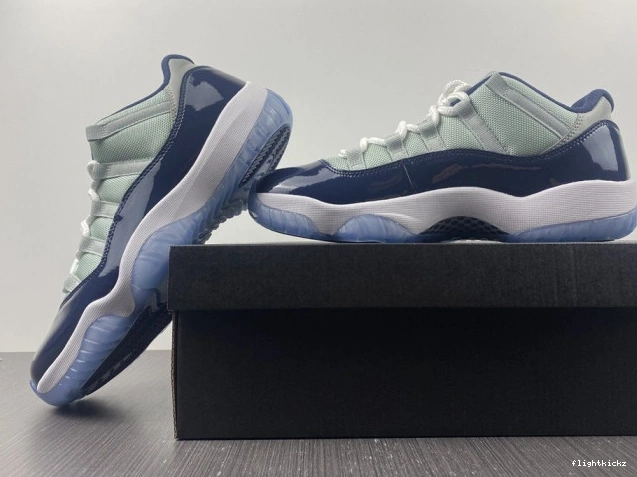 Georgetown Jordan 11 Air Retro 528895-007 Low 1115